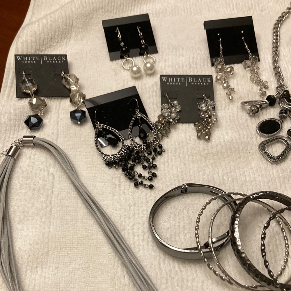 JEWELRY BUNDLE!WHBM, LOFT, ANNE KLEIN, ETC. EARRINGS, BRACELETS, NEW SCARVES.EUC